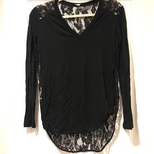 Aritzia Wilfred long sleeve side split lace tee